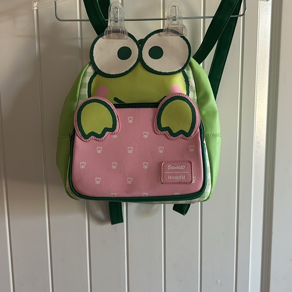 💕💚 Sanrio X Loungefly Keroppi 3D Gingham Mini Backpack 💕💚 - Picture 1 of 7